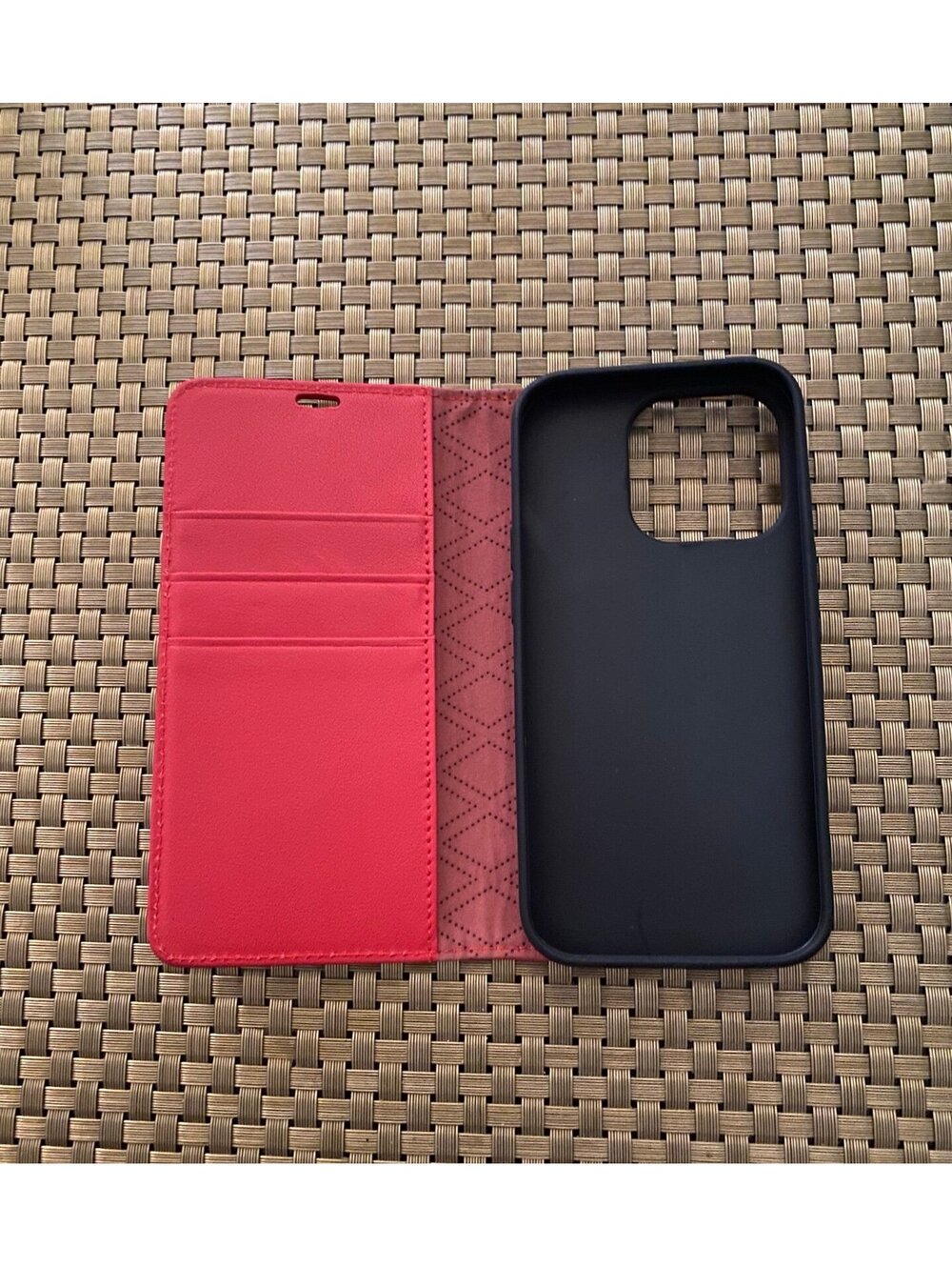 Utook Wallet Case for iPhone 14 Pro Red